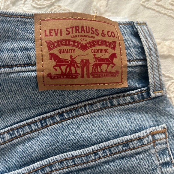 Levi straight wedge jean - Picture 6 of 7